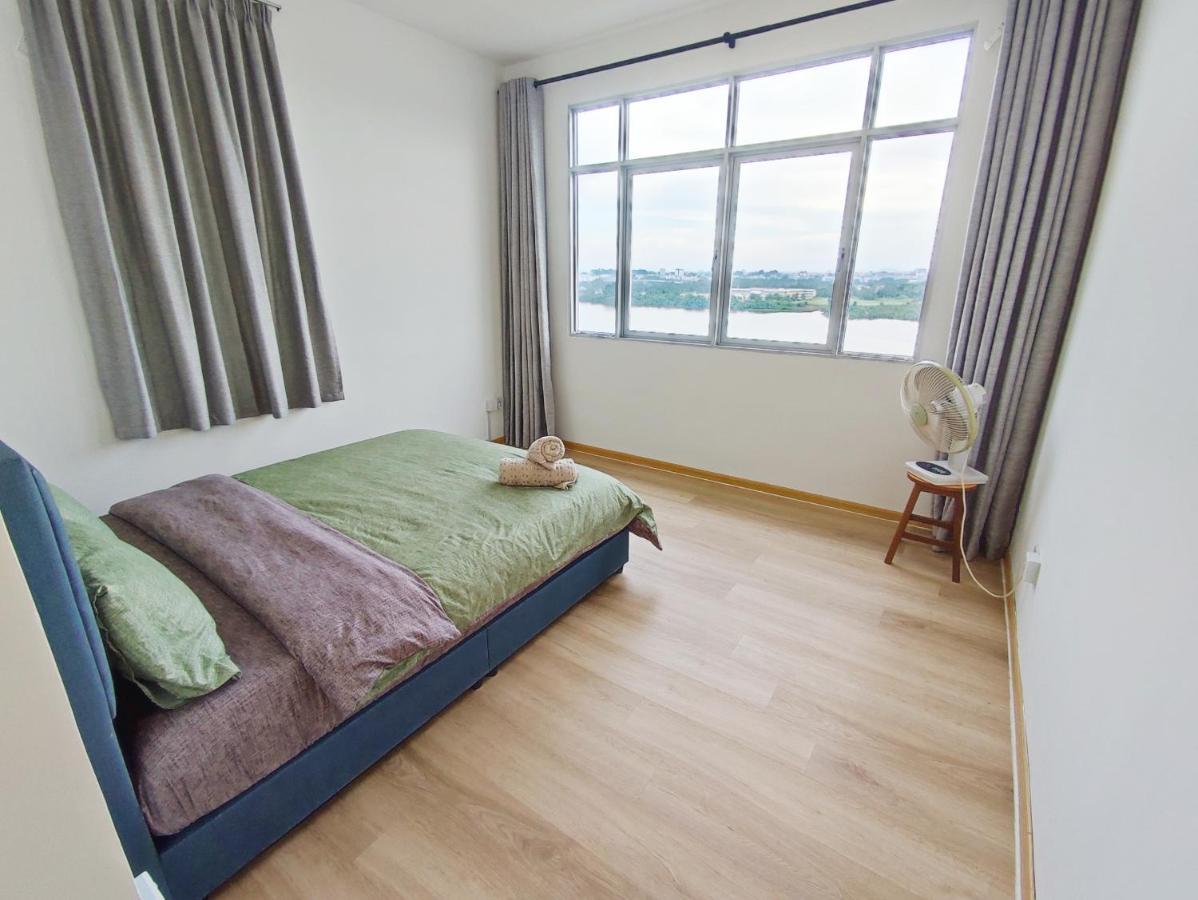 Muji Scenic View 2 Bedrooms Entire Apartment Kuching
