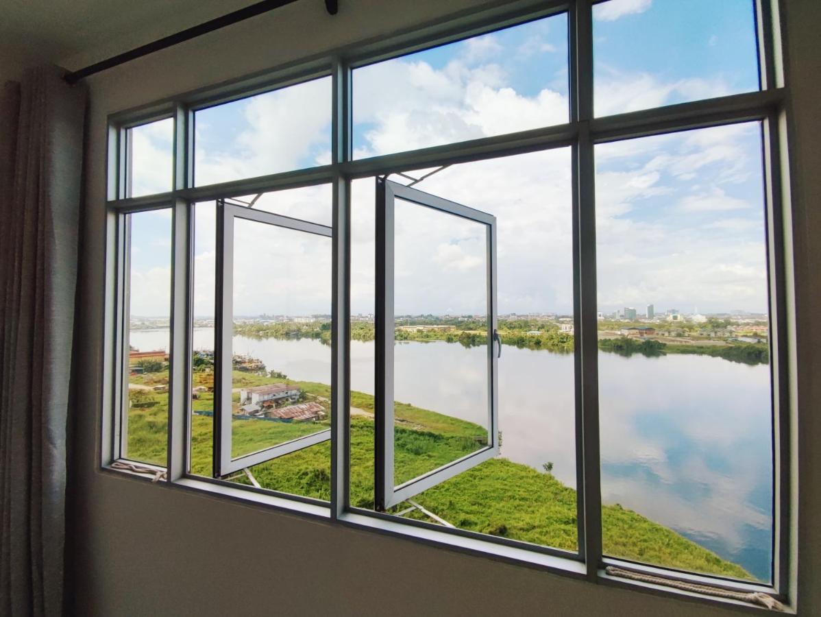 Muji Scenic View 2 Bedrooms Entire Apartment Kuching